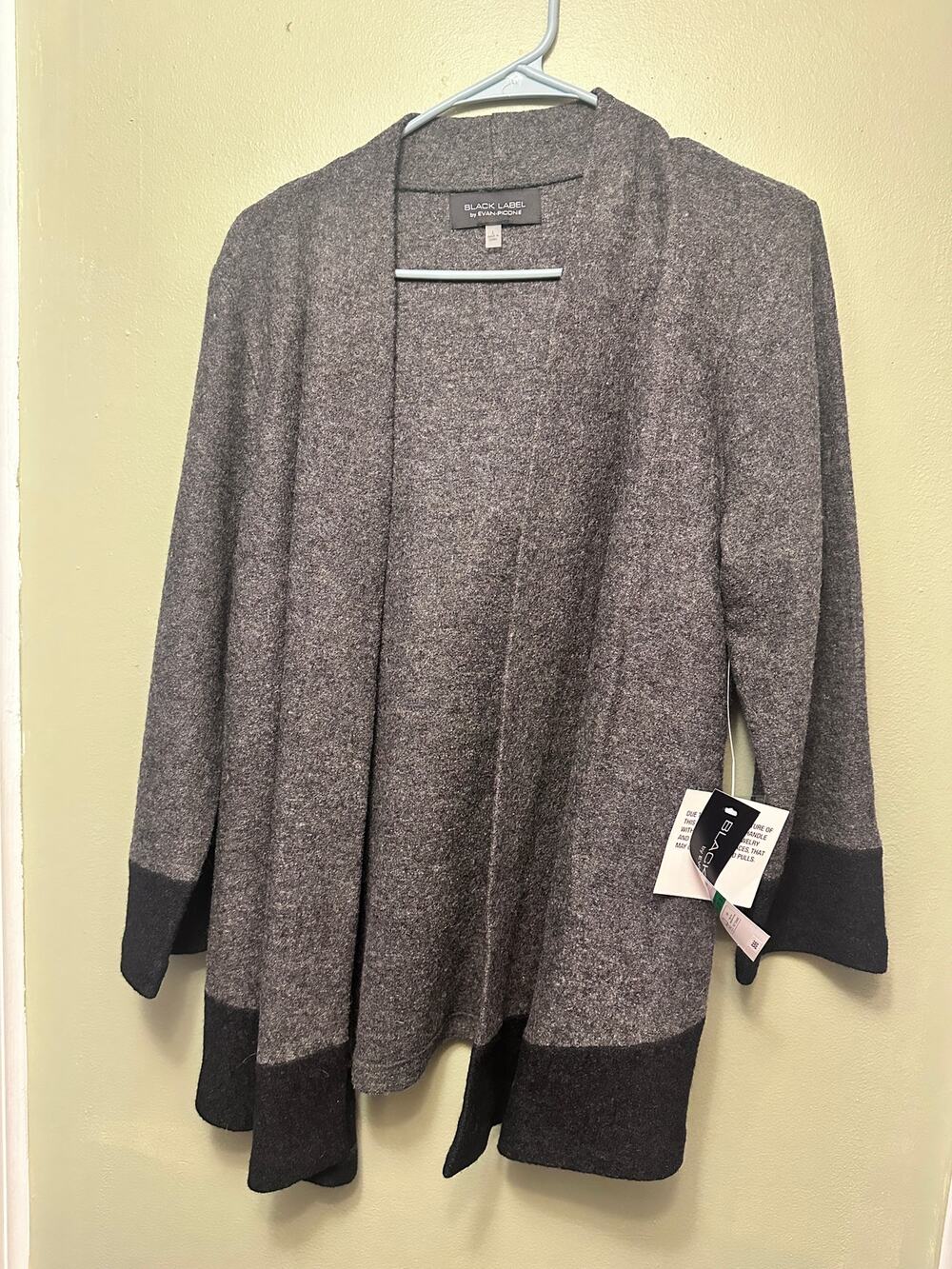 Black Label Evan Picone Wool Cardigan Sweater New